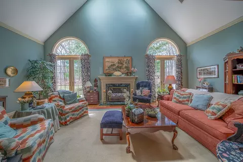 Living - 9 Lancaster Rd, Westerly, RI 02891 photo 1 of 4