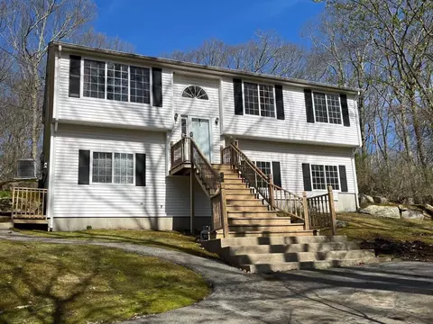 Exterior - 119 Mill Pond Rd, Exeter, RI 02822 photo 2 of 5