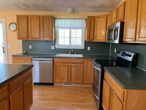 Kitchen - 119 Mill Pond Rd, Exeter, RI 02822 photo 1 of 2