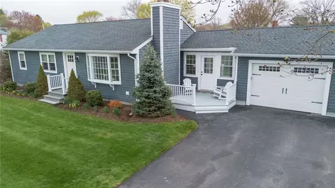 11 Taffy Dr, Seekonk, MA 02771