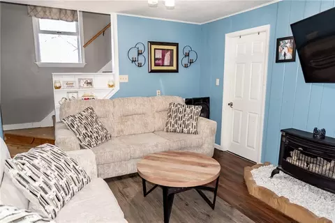 521 Front St, Woonsocket, RI 02895 photo 8