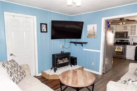 521 Front St, Woonsocket, RI 02895 photo 7