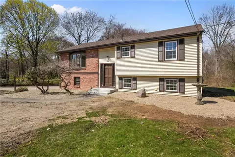 534 Blackrock Rd, Coventry, RI 02816