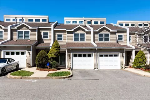 115 Rolling Hill Rd #F-5, Portsmouth, RI 02871