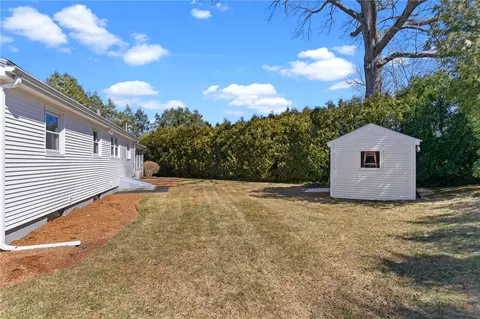 Exterior - 227 Beacon Ave, Woonsocket, RI 02895 photo 6 of 10