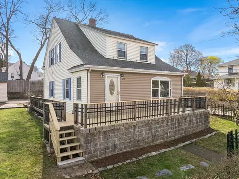 210 Power Rd, Pawtucket, RI 02860