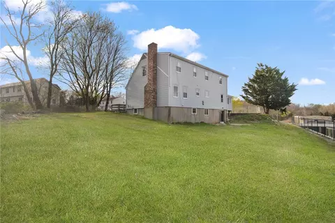48 Batterson Ave, Westerly, RI 02891 photo 6