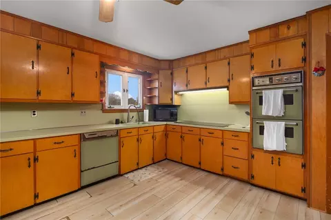 48 Batterson Ave, Westerly, RI 02891 photo 13