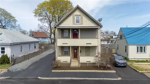 54 Harris St, Pawtucket, RI 02861