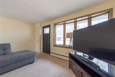 Living - 72 Flagg Ave, Warwick, RI 02886 photo 2 of 4