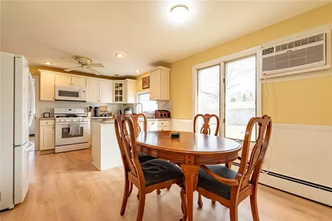 Dining - 72 Flagg Ave, Warwick, RI 02886 photo 1 of 2