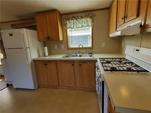 65 Wright Way, Coventry, RI 02816 photo 5