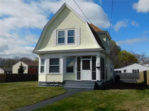 3501 W Shore Rd, Warwick, RI 02886