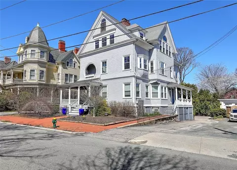 51 Arlington Ave #B, Providence, RI 02906