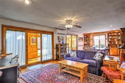 3 Katie Dr, Warren, RI 02885 photo 12