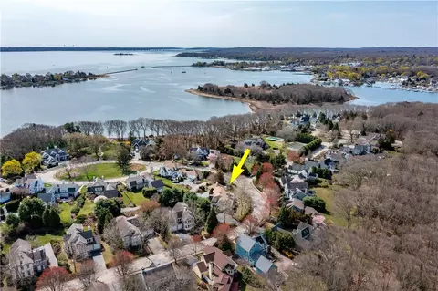 389 Wickford Point Rd, North Kingstown, RI 02852