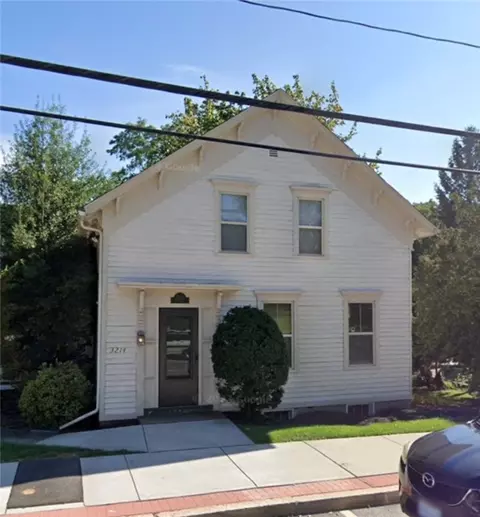 3214 Post Rd, Warwick, RI 02886
