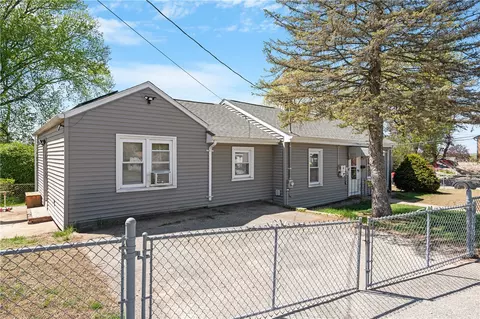 57 Guertin St, Woonsocket, RI 02895 photo 18