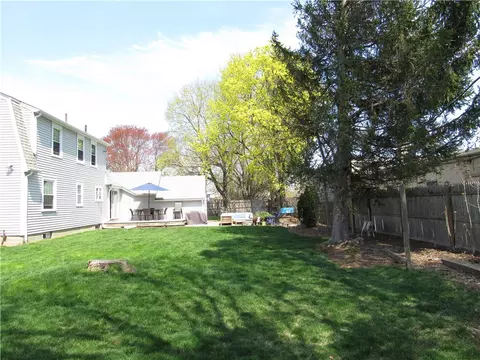 Exterior - 244 Harmony Ct, Warwick, RI 02889 photo 6 of 14