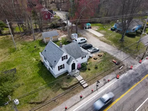 View/Area - 838 Centerville Rd, Warwick, RI 02886 photo 2 of 2