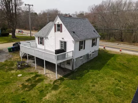 Exterior - 838 Centerville Rd, Warwick, RI 02886 photo 6 of 7