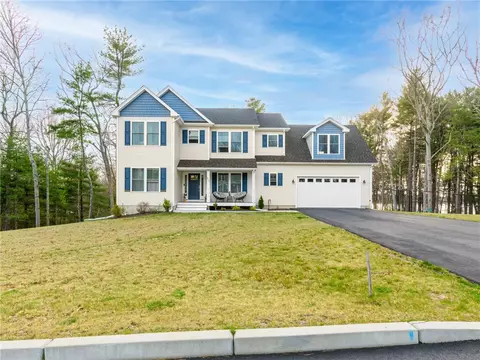 211 E Shore Dr, Coventry, RI 02816