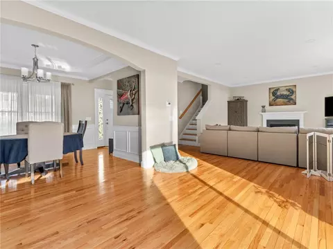 Living - 211 E Shore Dr, Coventry, RI 02816 photo 1 of 2