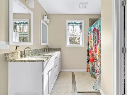 Bath - 211 E Shore Dr, Coventry, RI 02816 photo 1 of 2