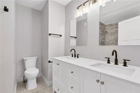 Bath - 33 Grove Ave #2, Westerly, RI 02891 photo 1 of 2