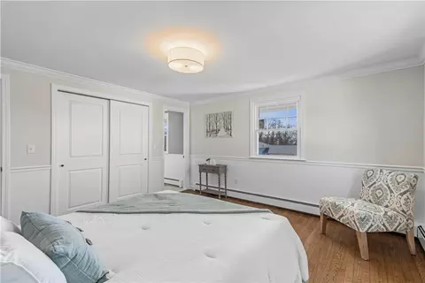 Bedroom - 594 Algonquin Dr, Warwick, RI 02888 photo 1 of 4