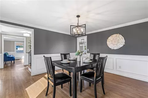 Dining - 594 Algonquin Dr, Warwick, RI 02888 photo 3 of 3