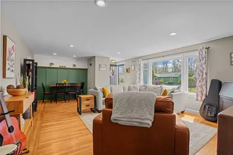 41 Darling St, Warwick, RI 02886 photo 15