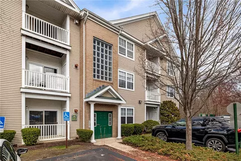 120 Mill St #104, Woonsocket, RI 02895