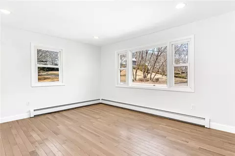 24 Wildflower Dr, Westerly, RI 02891 photo 12