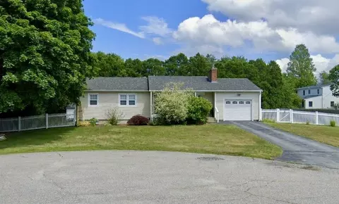 Other - 4 Johnson Ct, Bristol, RI 02809 photo 4 of 5