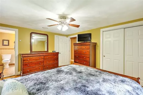Bedroom - 4 Johnson Ct, Bristol, RI 02809 photo 2 of 5
