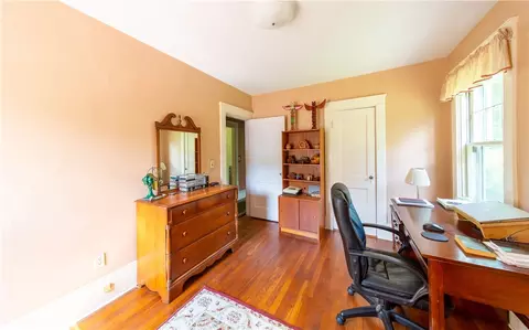 Bedroom - 261 Hardig Rd, Warwick, RI 02886 photo 2 of 8