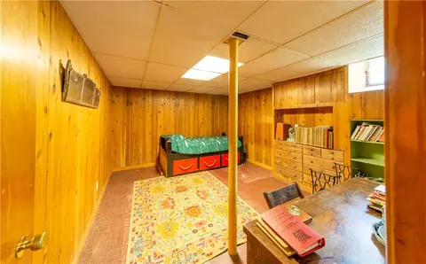 Bedroom - 261 Hardig Rd, Warwick, RI 02886 photo 8 of 8