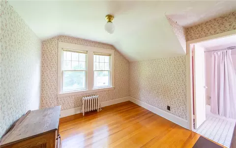 Bedroom - 261 Hardig Rd, Warwick, RI 02886 photo 7 of 8