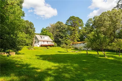 Exterior - 261 Hardig Rd, Warwick, RI 02886 photo 13 of 16