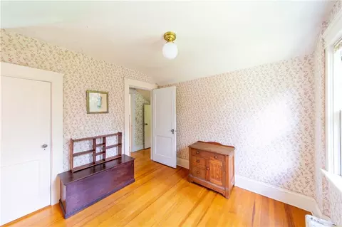 Bedroom - 261 Hardig Rd, Warwick, RI 02886 photo 6 of 8
