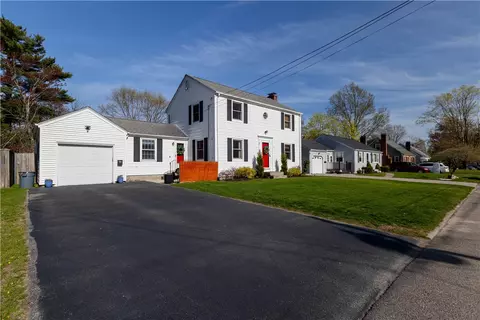 Exterior - 55 Knowles Dr, Warwick, RI 02888 photo 2 of 6