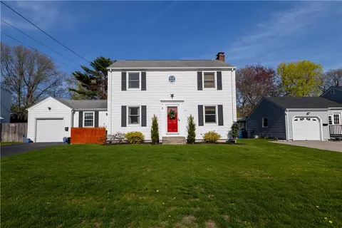 55 Knowles Dr, Warwick, RI 02888