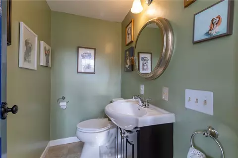 Bath - 55 Knowles Dr, Warwick, RI 02888 photo 1 of 3