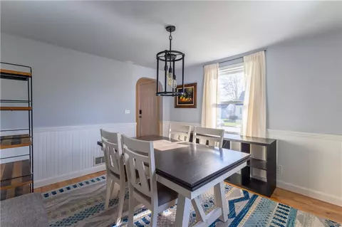 Dining - 55 Knowles Dr, Warwick, RI 02888 photo 2 of 2
