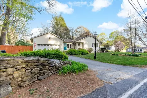 746 Love Ln, East Greenwich, RI 02818