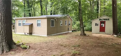 Exterior - 181 Ayoho Rd, Coventry, RI 02816 photo 3 of 4