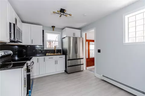46 Freeman St, Warwick, RI 02886 photo 17