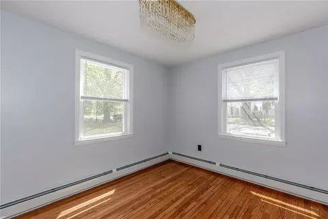 46 Freeman St, Warwick, RI 02886 photo 12