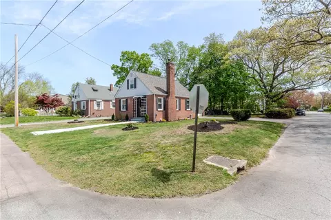 46 Freeman St, Warwick, RI 02886 photo 39